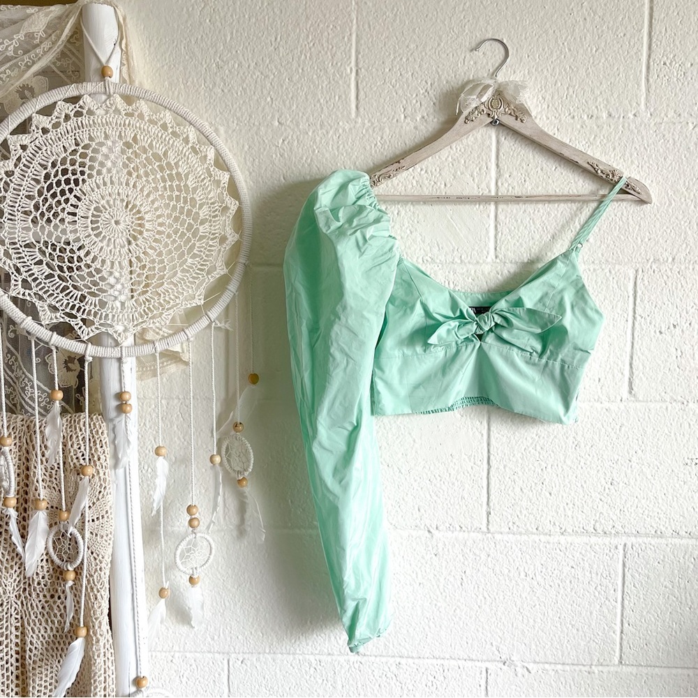 NWT Zara One Puff Shoulder Green Crop Top